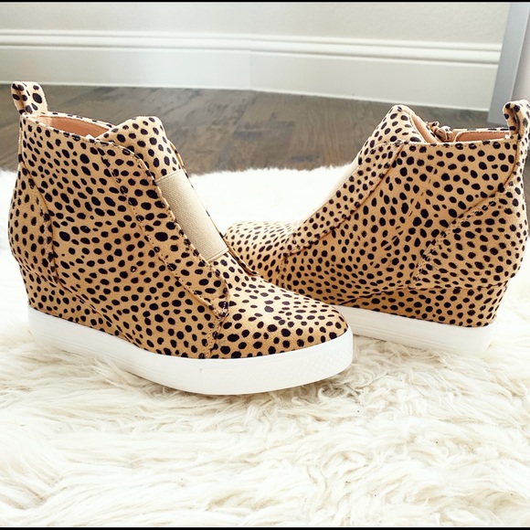 Cheetah Wedged Sneaker - Picture 3 of 3